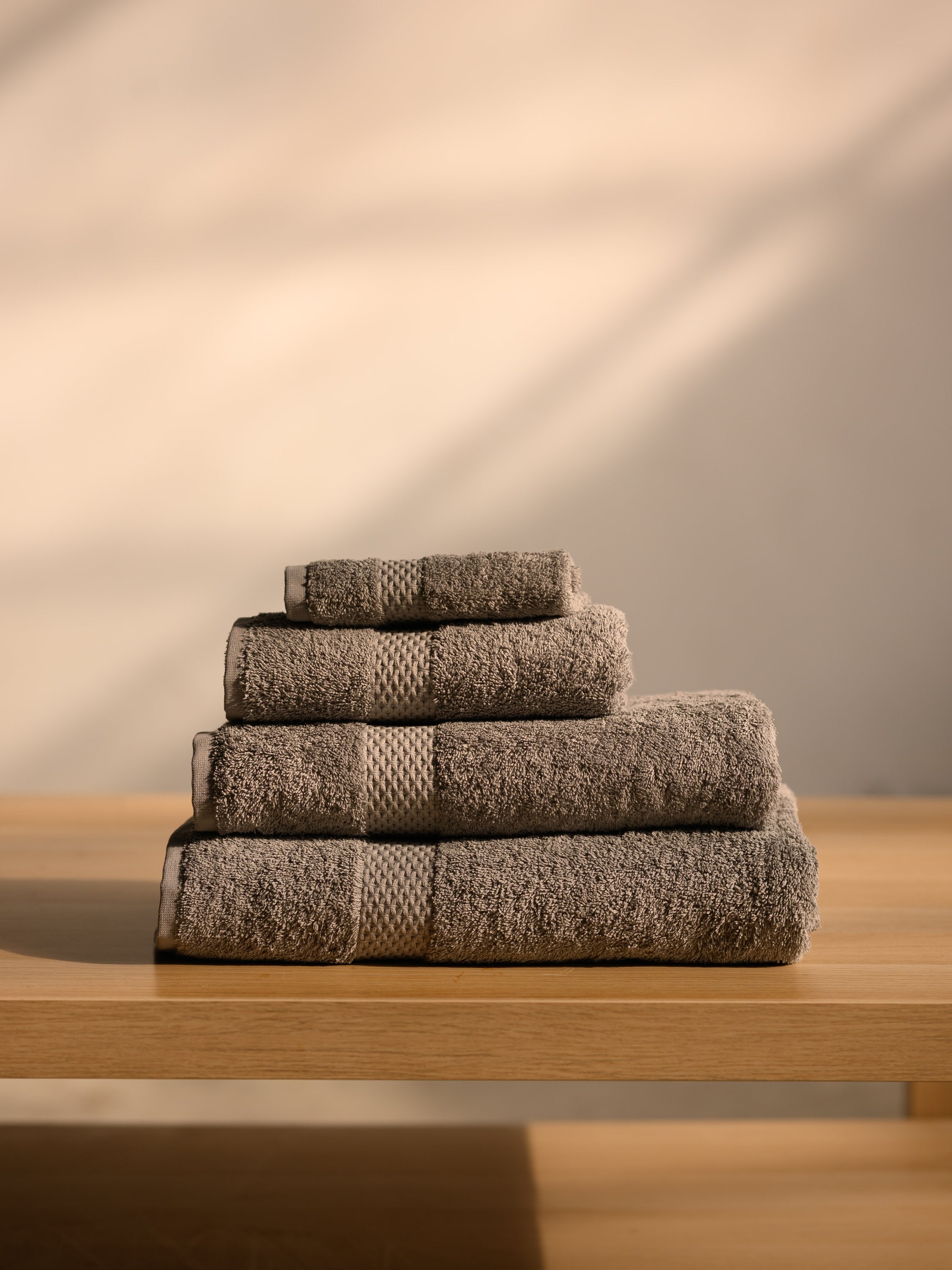 Bath Towel Size - 70 cm x 140 cm